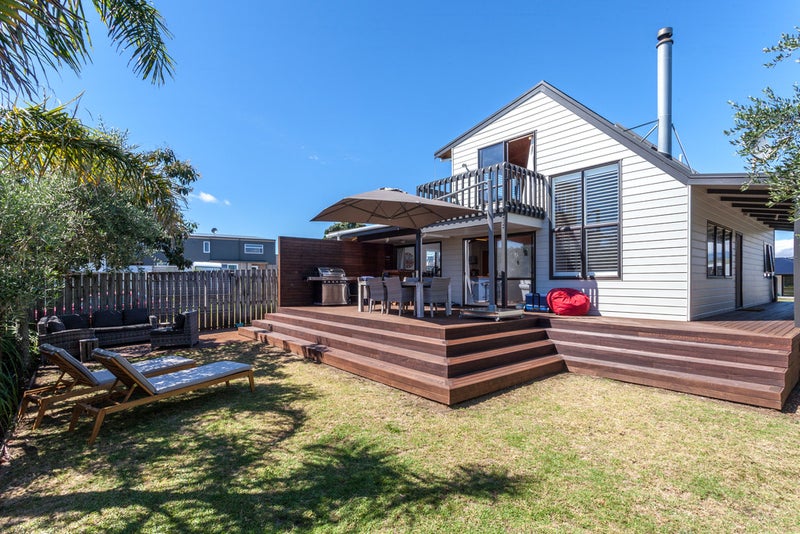 202 Beverley Terrace, Whangamatā - Carousel 1