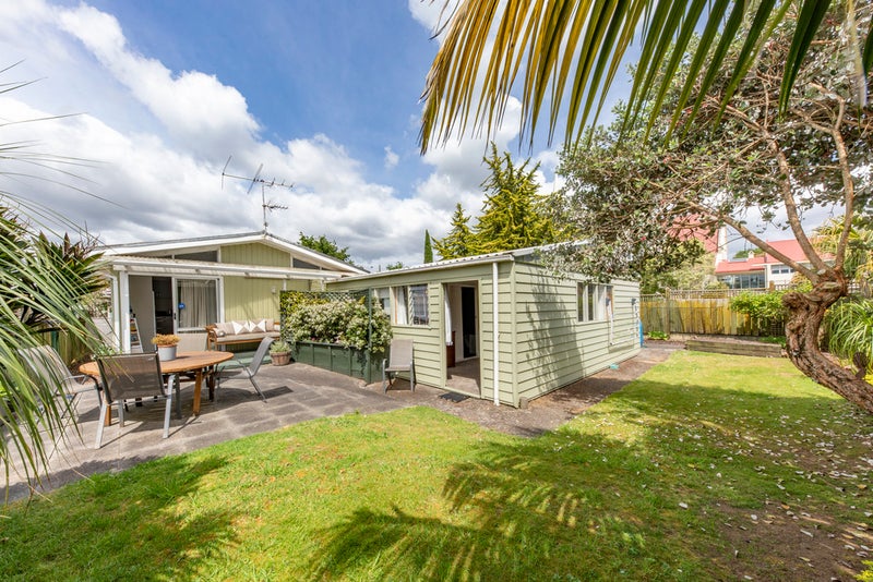 2/132 Church Street, Onehunga, Auckland - Carousel 1