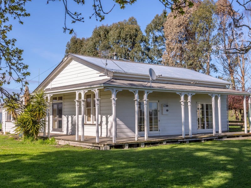 430 Kohinui Road, Pahiatua - Carousel 1