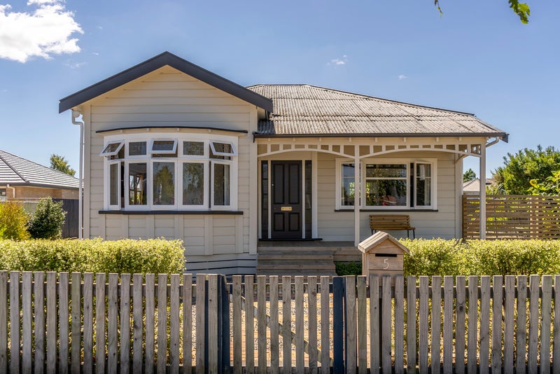 5 First Street, Lansdowne, Masterton - Carousel 12