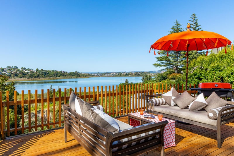 16 Elmes Place, Matua, Tauranga - Carousel 1