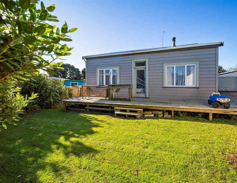 24 Hira Street, Hawera - Carousel 2