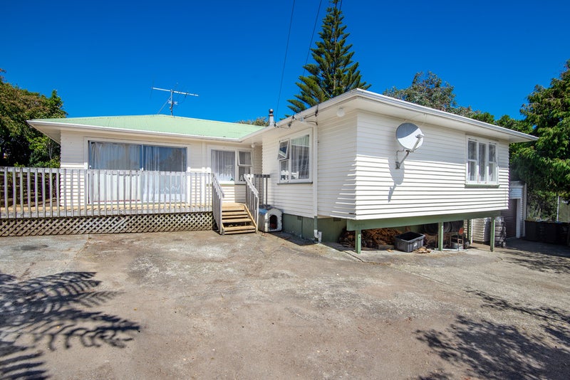 92 Castor Crescent, Cannons Creek, Porirua - Carousel 14