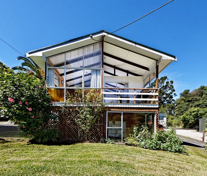 11 Upland Road, Huia, Auckland - Carousel 1