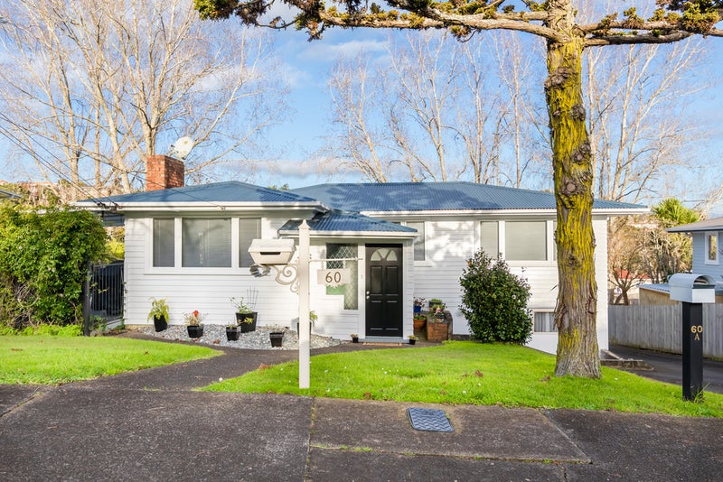 60 Rosamund Avenue, New Windsor, Auckland - Carousel 1