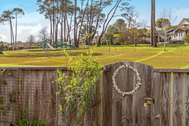 2/919 Whangaparaoa Road, Manly, Whangaparaoa - Carousel 17