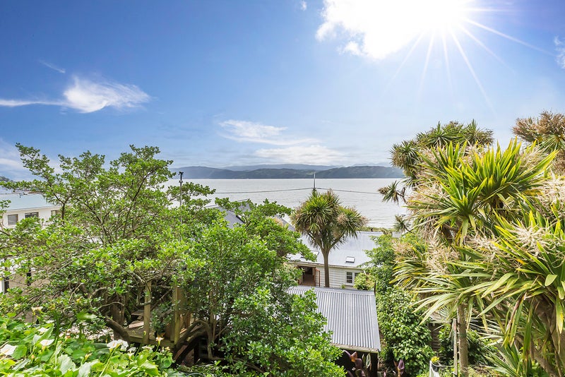 171 Marine Parade, Seatoun, Wellington - Carousel 2