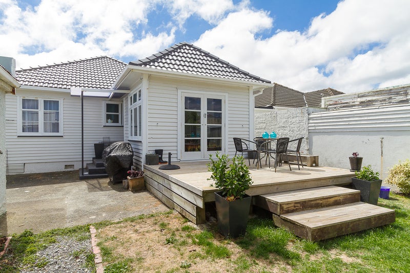 25 East Street, Petone, Lower Hutt - Carousel 2