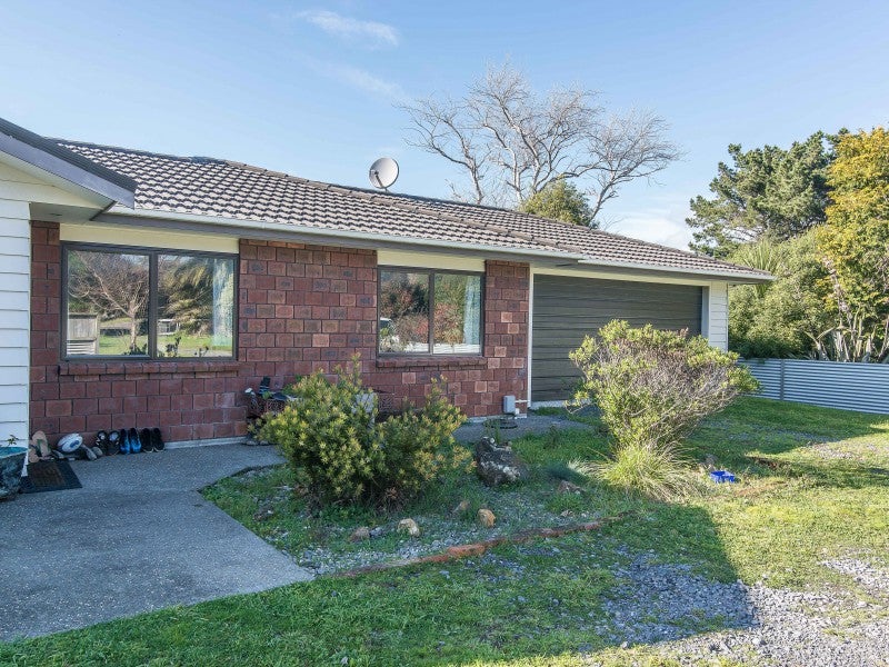 162 Matai Road, Raumati Beach, Paraparaumu - Carousel 2