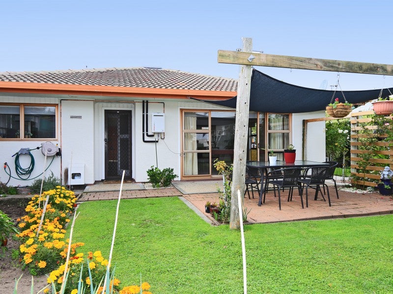 806 Queen Street West, Saint Leonards, Hastings - Carousel 2