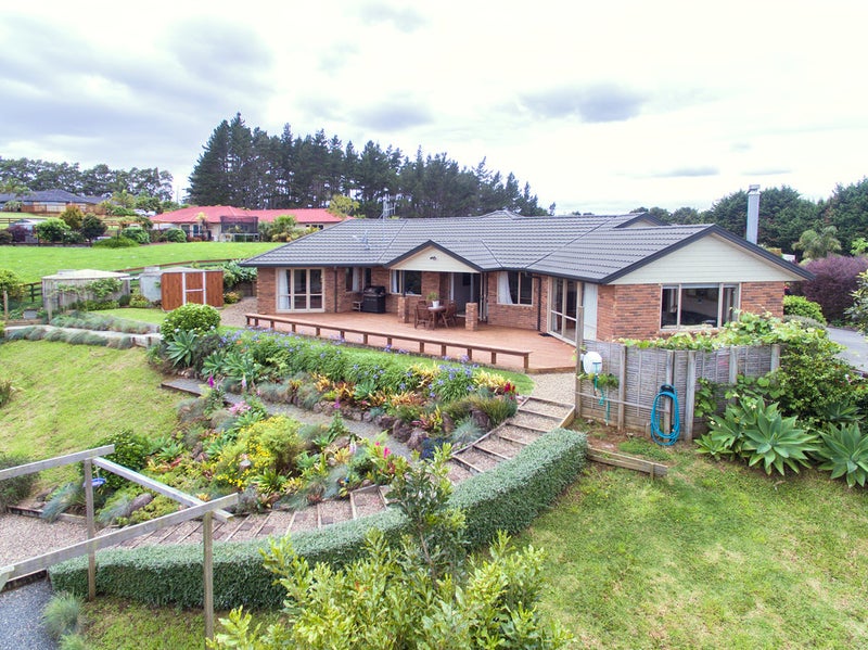 20 Bretts Place, Kamo, Whangarei - Carousel 1