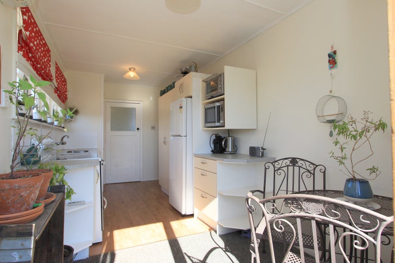 5 Smith Avenue, Mayfield, Blenheim - Carousel 1