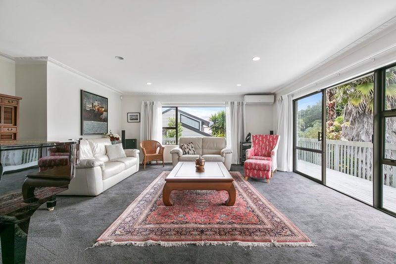 19 Eugenia Rise, Totara Heights, Auckland - Carousel 2