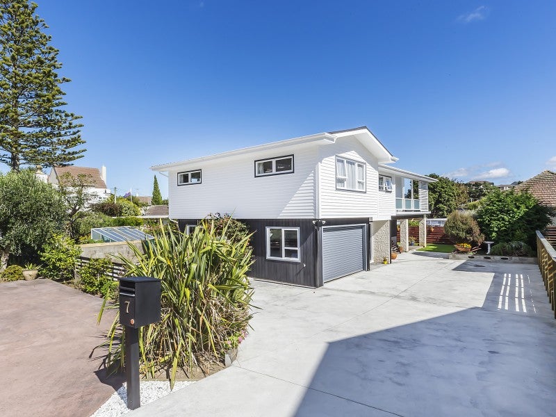 7 Cherry Grove, Strathmore Park, Wellington - Carousel 14