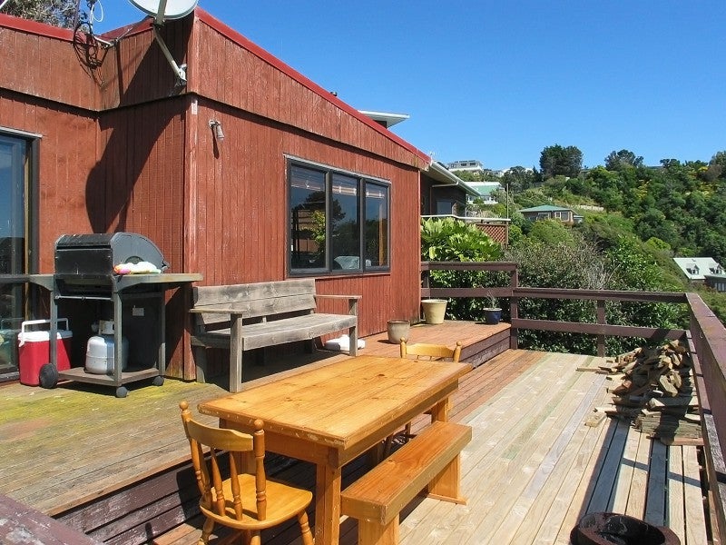 12 Lagden Street, Camborne, Porirua - Carousel 1