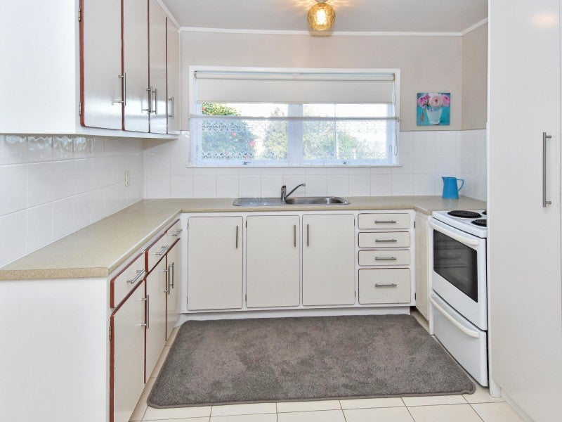 1/2 Arthur Road, Hillpark, Auckland - Carousel 2