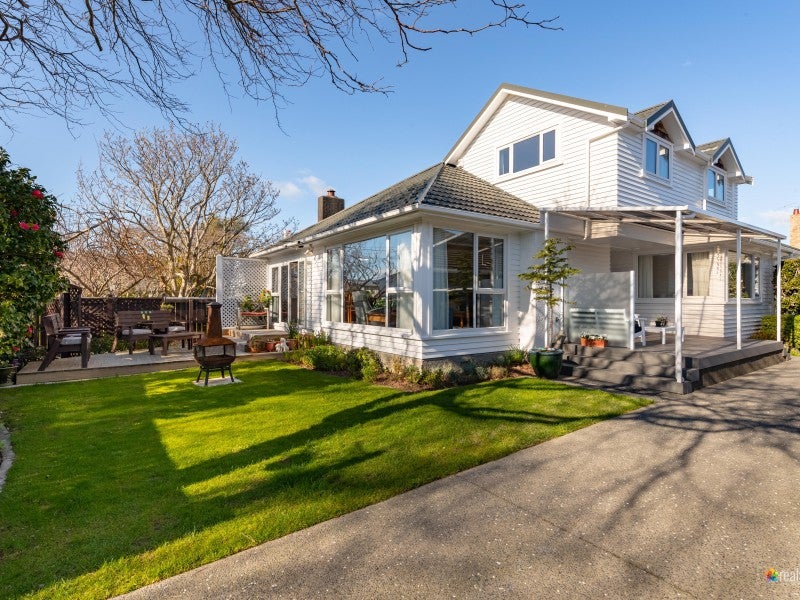 19 Chilton Grove, Hutt Central, Lower Hutt - Carousel 19