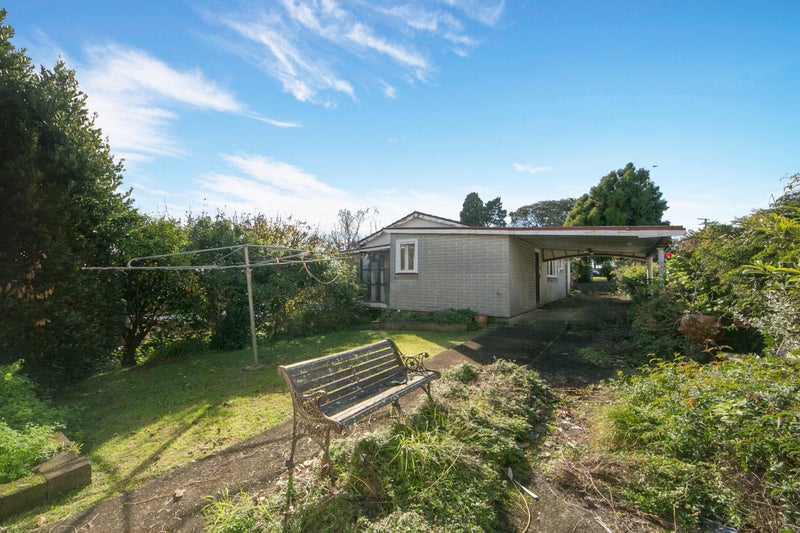 12 Church Crescent, Panmure, Auckland - Carousel 2