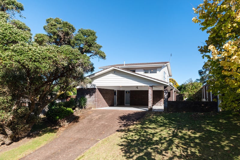 4 Jane Gifford Place, Half Moon Bay, Auckland - Carousel 2
