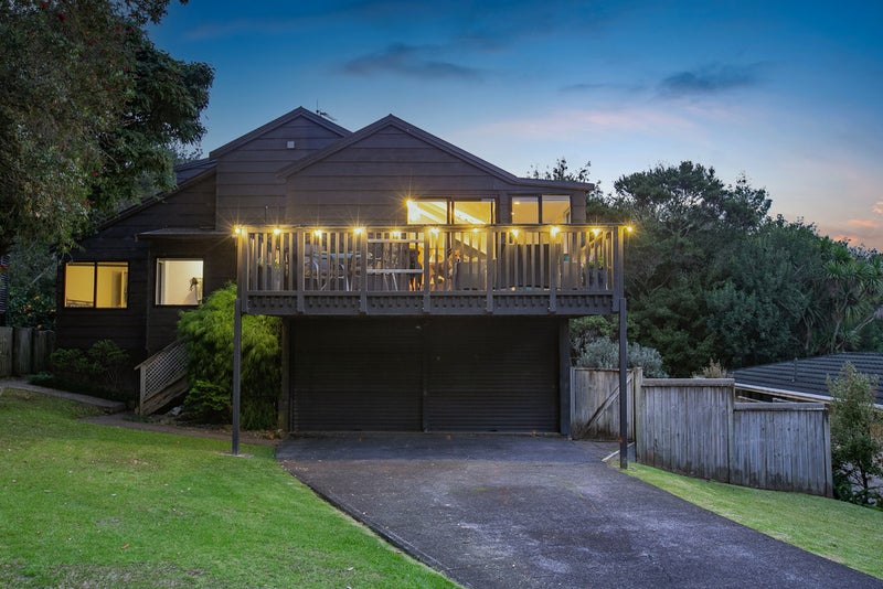 5 Hebe Place, Birkenhead, Auckland - Carousel 1
