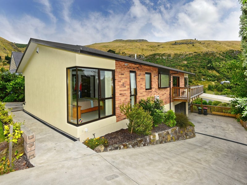 135 Sumnervale Drive, Sumner, Christchurch - Carousel 1