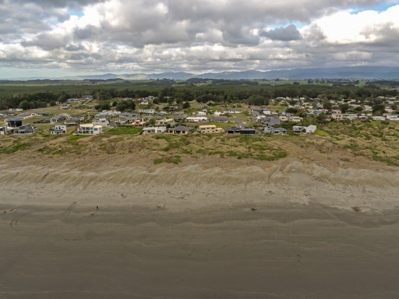 10 Ngati Huia Place, Waitarere Beach, Levin - Carousel 26