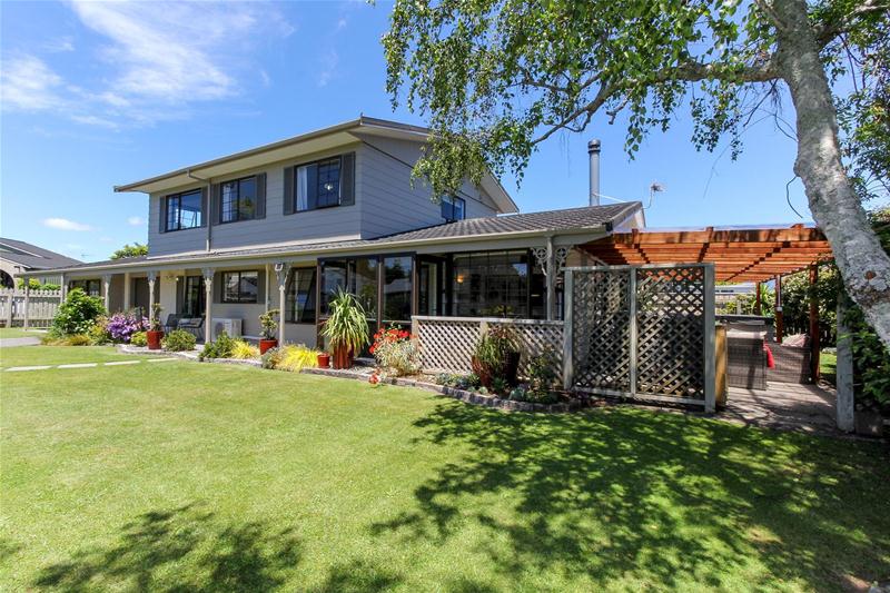 46 Branch Road, Highlands Park, New Plymouth - Carousel 2