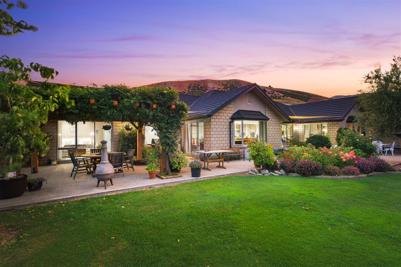 1 Lowburn Terrace, Lowburn - Carousel 35