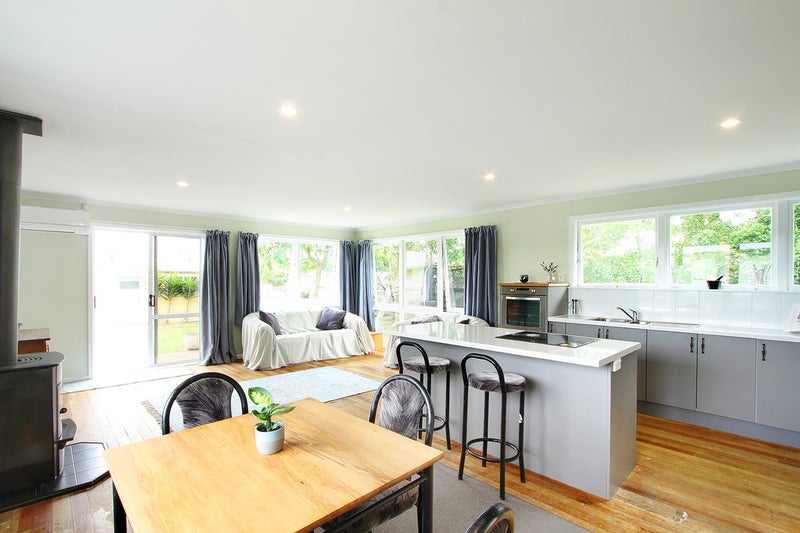 49 Oldham Avenue, Onekawa, Napier - Carousel 2