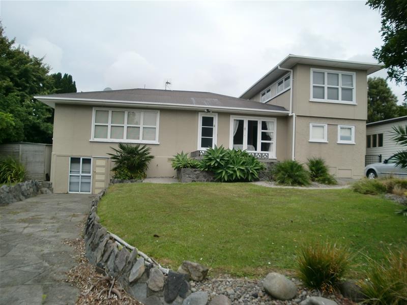43B Mangorei Road, Strandon, New Plymouth - Carousel 1