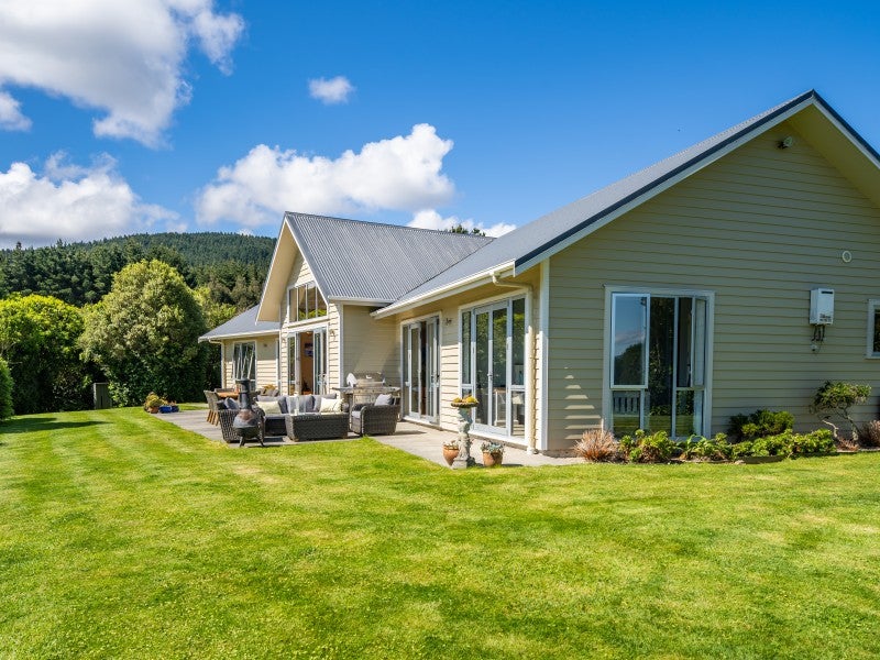 450A Flightys Road, Porirua - Carousel 26