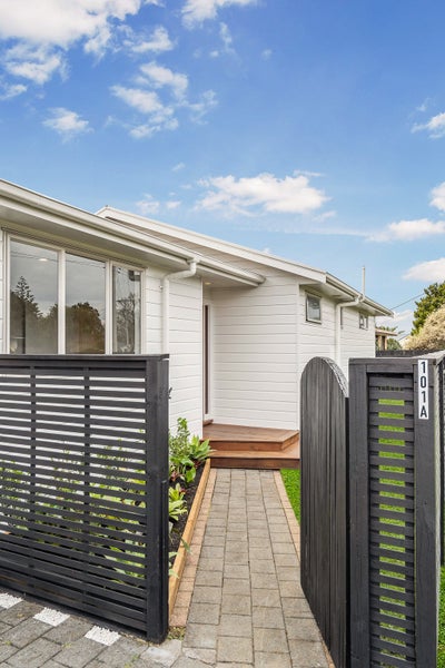 101A Lancaster Road, Beach Haven, Auckland - Carousel 21