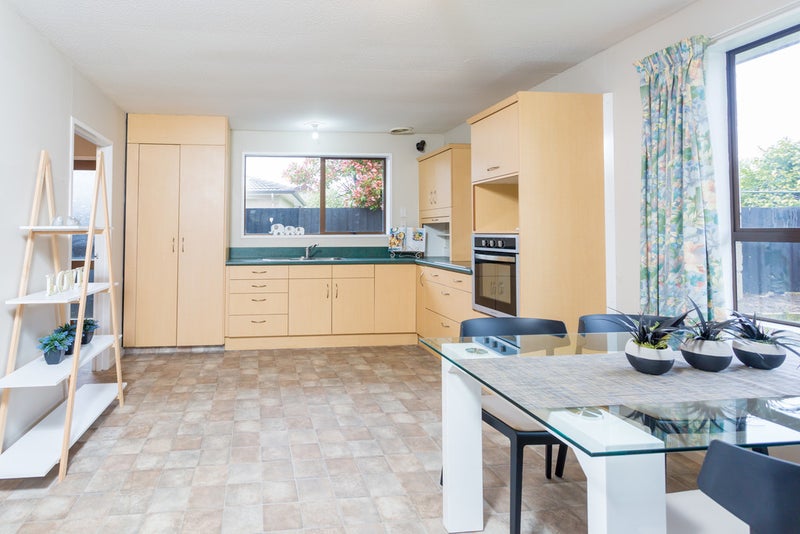 2/21 Montclare Avenue, Ilam, Christchurch - Carousel 2