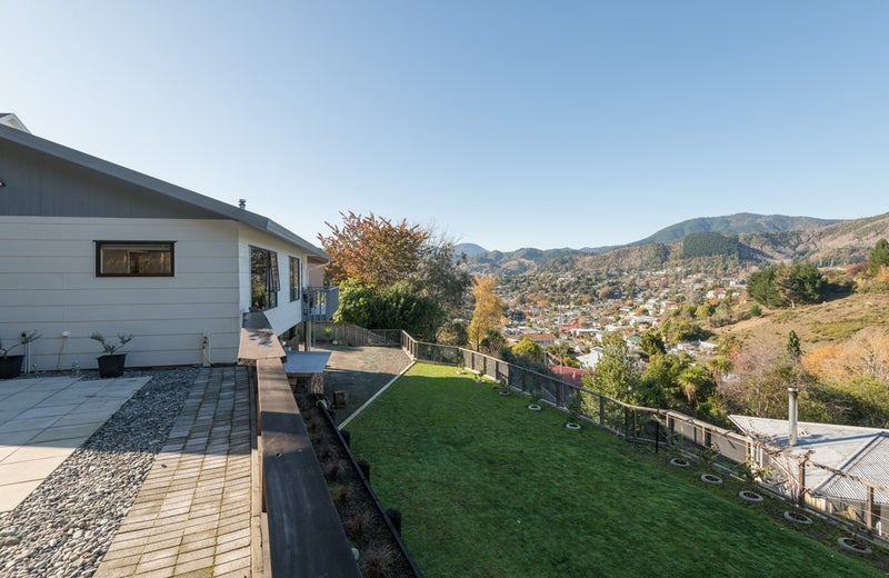 17 Chamboard Place, Washington Valley, Nelson - Carousel 2