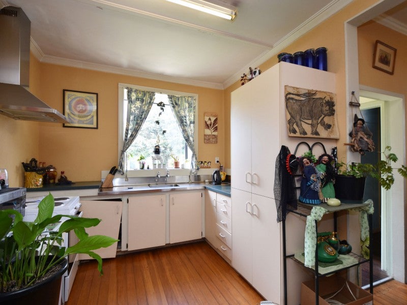 160 Pomona Street, Strathern, Invercargill - Carousel 2