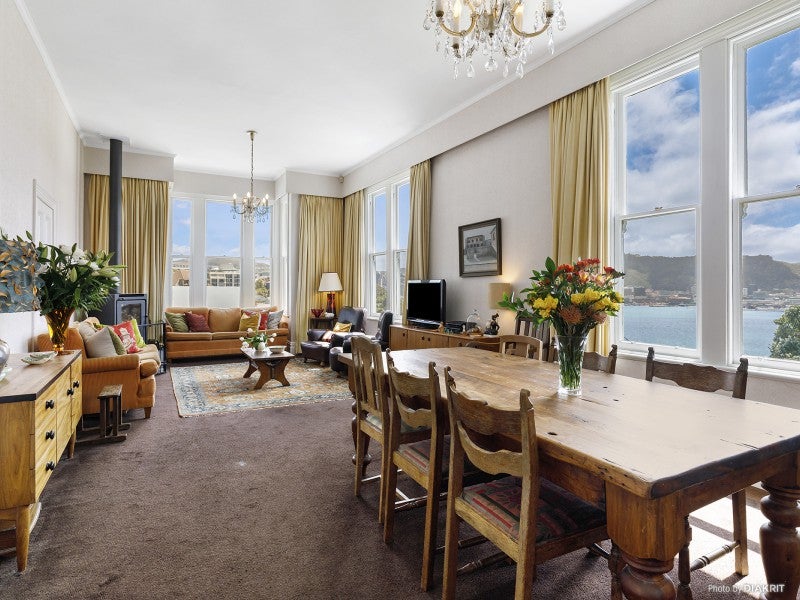 33 Hay Street, Oriental Bay, Wellington - Carousel 2