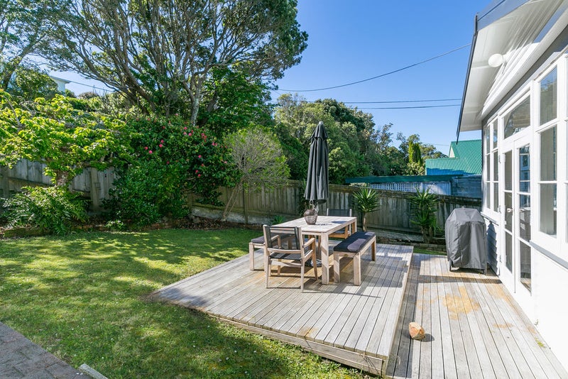 16 Ranui Crescent, Khandallah, Wellington - Carousel 2