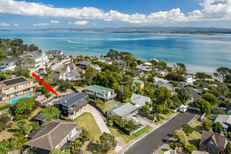 14 Telstar Place, Beach Haven, Auckland - Carousel 2