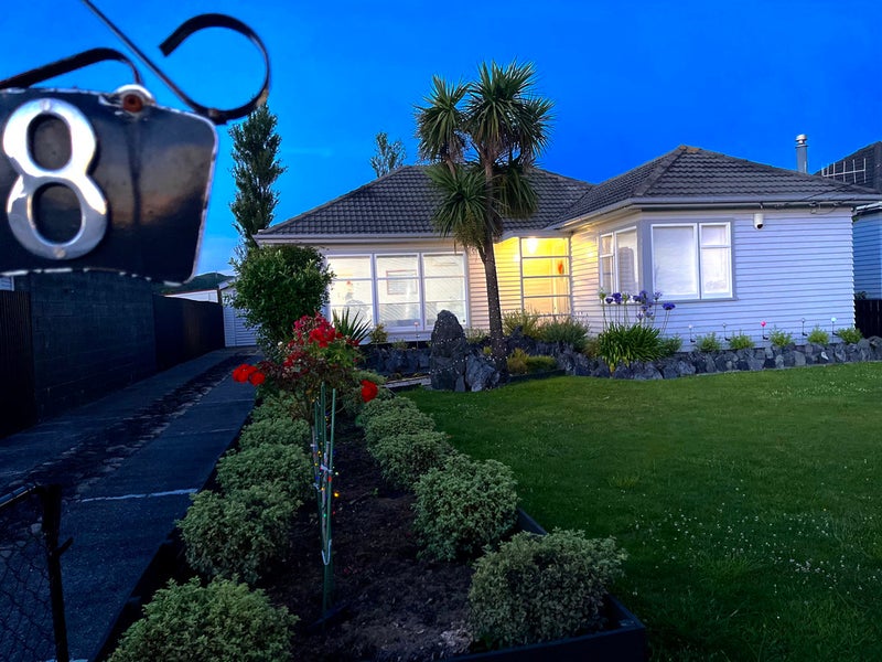8 Russell Road, Wainuiomata, Lower Hutt - Carousel 1