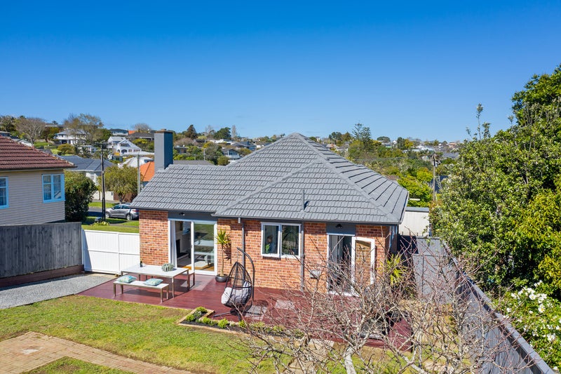 18 Harapaki Road, Meadowbank, Auckland - Carousel 21