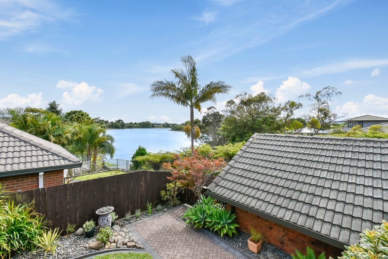 6 Freelance Terrace, Pahurehure, Papakura - Carousel 1