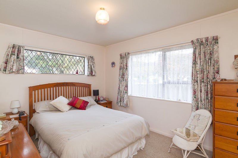 3 Durham Crescent, Fairfield, LOWER HUTT - Carousel 16