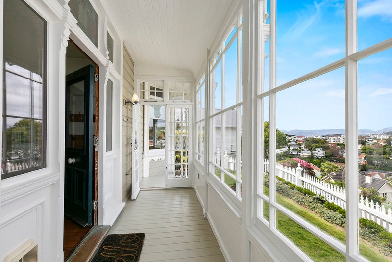 14 Mariri Road, Kelburn, Wellington - Carousel 2