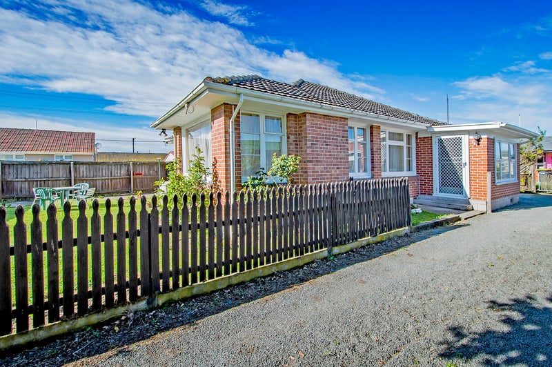 1/70 Brynley Street, Hornby, Christchurch - Carousel 1