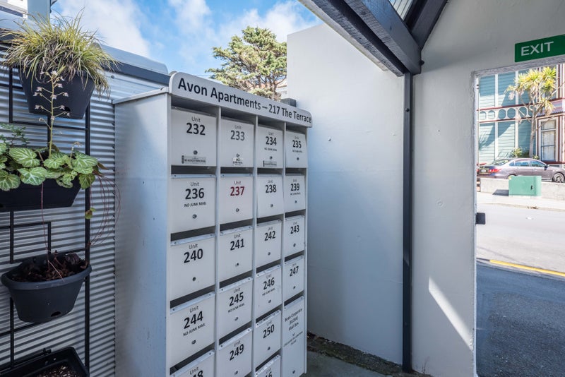 19/217 The Terrace, Wellington Central, Wellington - Carousel 8