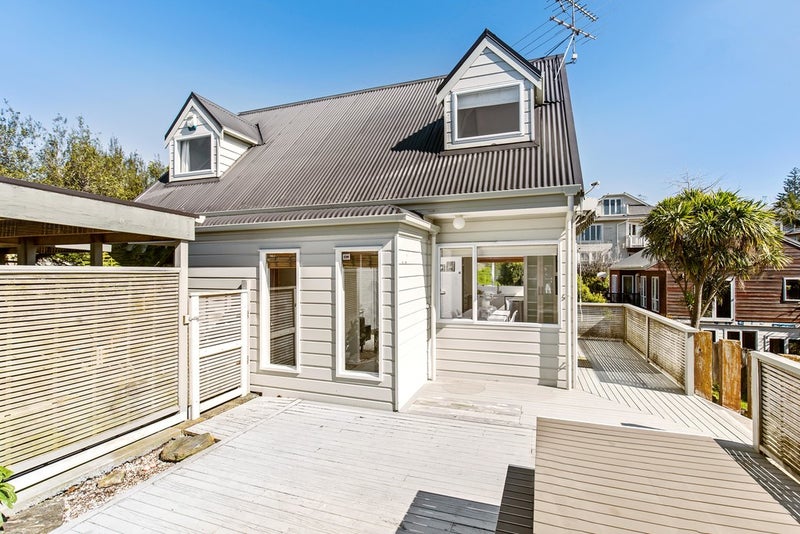 18A Bannerman Road, Morningside, Auckland - Carousel 1