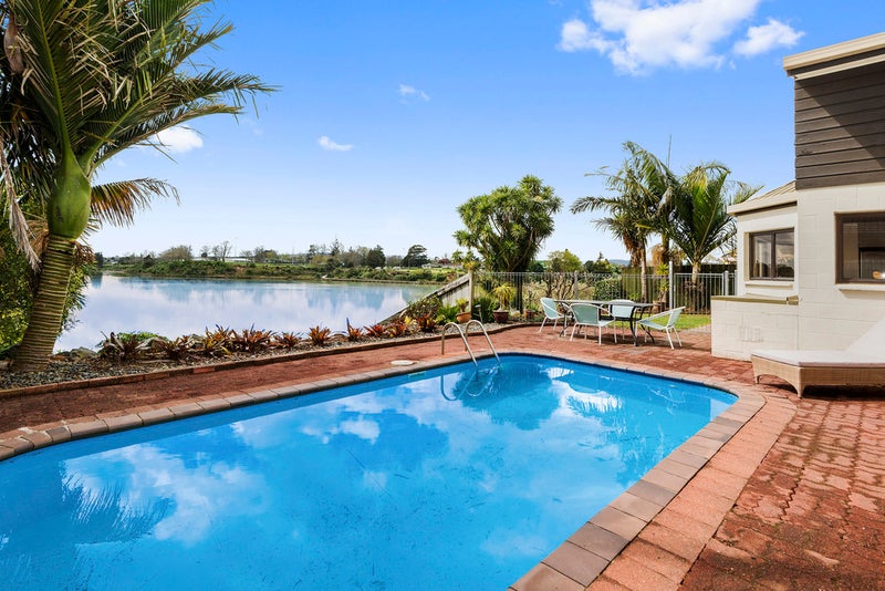 14 Freelance Terrace, Pahurehure, Papakura - Carousel 1