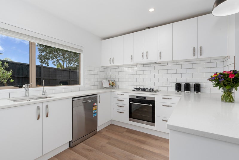 35 Kittiwake Drive, Schnapper Rock, Auckland - Carousel 2