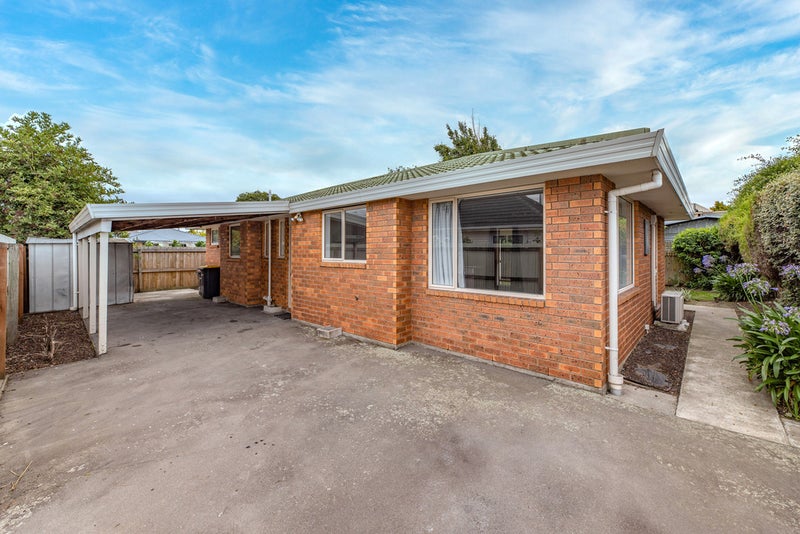 2/100 Springs Road, Hornby, Christchurch - Carousel 11