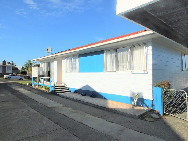 3 Leonard Place, Onerahi, Whangarei - Carousel 2